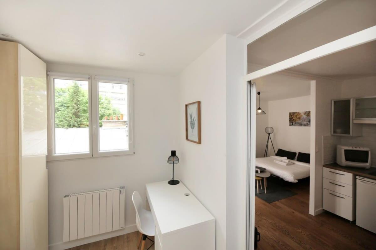 Appartement Avec Bureau Proche Montmartre - P2 Parijs